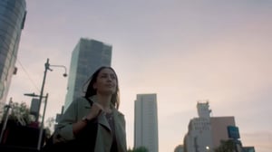 Producción de spot con storytelling cercano y persuasivo, invitando a clientes de Banco Azteca a conocer y adquirir su crédito. Realizado por House of Films | HOF