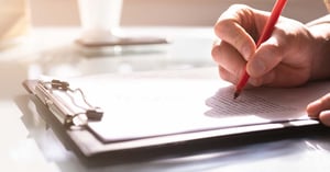 Equipo de HOF escribiendo un guion de ficción