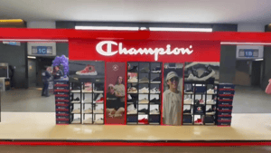 champion-stand