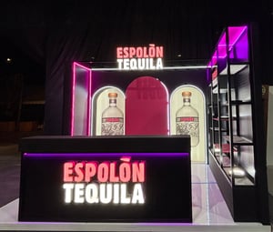 STAND-ESPOLON-REAL-2