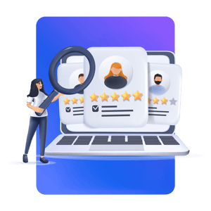 La imagen muestra una ilustración de selección de usuarios: una persona sostiene una lupa frente a un portátil, donde aparecen tarjetas con perfiles, estrellas de calificación y marcas de verificación, sobre un fondo degradado azul y morado.